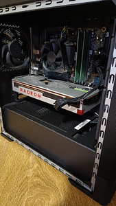 Ryzen 5 3700x / RADEON VII 16gb / M.2 / WIFI / Windows 10 (4 foto / 7)