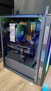 I7 @ 4.5ghz / 32gb RAM / RX 6650 XT / M.2 / WIFI / Windows (3 foto / 6)