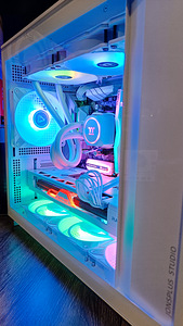 Ryzen 5800x3d / 7800 XT / AIO / ARGB / WHITE / WINDOWS (6 foto / 10)