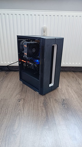 I7 @ 4.5ghz / 32gb RAM / RX 5700XT / M.2 / WIFI / Windows (2 foto / 7)