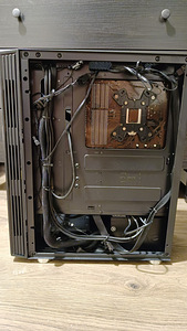 I7 @ 4.5ghz / 32gb RAM / RX 5700XT / M.2 / WIFI / Windows (5 foto / 7)