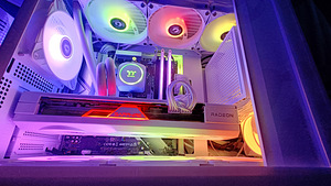 Ryzen 7800x3d / 7800XT / AIO / ARGB / WHITE / WINDOWS / DDR5 (3 foto / 9)