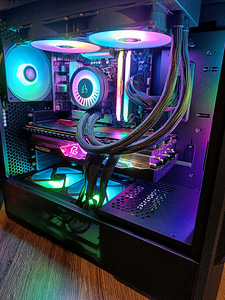 Ryzen 9 7950x3d / RX 7900XTX 24GB / DDR 5 / Windows / argb (5 foto / 7)