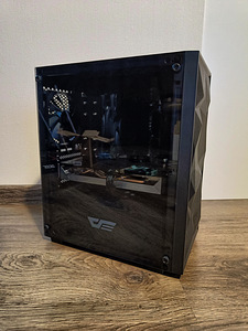 Ryzen 5 7600X3d / RX 9060XT / DDR5 32gb / Windows 11 (2 foto / 8)