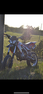 Aprilia sx50 (2 foto / 5)