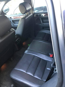 Volkswagen Touareg 2009a 3.0 176kw varuosadeks (4 foto / 4)