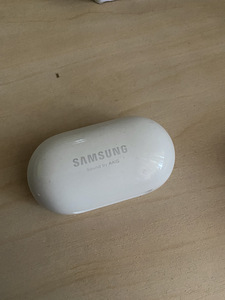 Чехол для Samsung Buds (3 фото из 3)