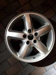 Hyundai Santa Fe veljed (1 foto / 3)