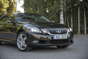 Lexus GS 450h 3.5 218kW (1 foto / 8)