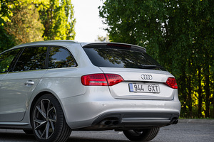 Audi S4 3.0 245kW (6 foto / 15)