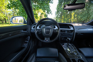 Audi S4 3.0 245kW (8 foto / 15)