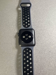 Apple Watch Series 3 ,38mm Aluminium (3 foto / 5)