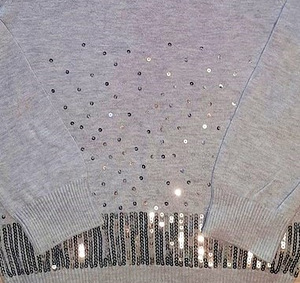 Benetton, Acõõla, litritega kampsunid, s. 134-140 (3 foto / 4)