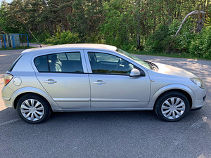 Opel Astra (3 foto / 7)