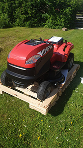 Müüa muru traktor (2 foto / 2)