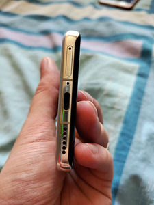 Huawei P 40 pro (3 фото из 6)