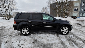 Mercedes-Benz GL420CDI 4Matic Offroad (4 foto / 15)