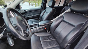 Mercedes-Benz GL420CDI 4Matic Offroad (12 foto / 15)