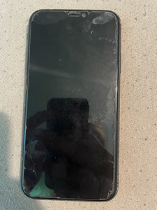 iPhone 11 и iPhone 12 mini (1 фото из 4)