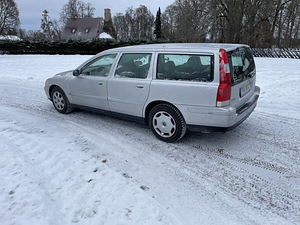 Volvo v70 2.4 125kw (5 foto / 6)