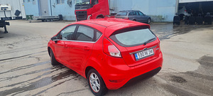 Ford Fiesta 1.0 Titanium (4 foto / 15)