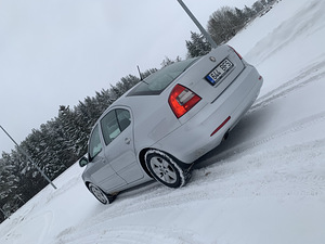 Skoda Octavia (4 фото из 11)