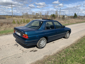 Ford Orion (4 foto / 6)