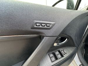 Toyota Avensis 2009 (9 foto / 10)