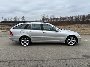 Mercedes Benz C-class w203 (5 foto / 7)