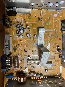 Autoraadio Sony CDX-GT550UI (5 foto / 10)