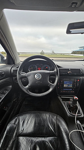 VW passat 1.9 2002 (5 foto / 7)