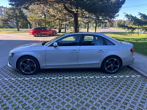 Audi A4 QUATTRO 2.0 TFSI 155Kw (2 фото из 10)