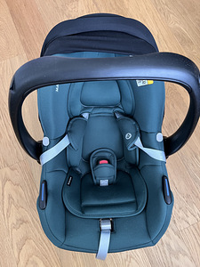 Maxi cosi CarbioFix+ i Size (1 foto / 2)