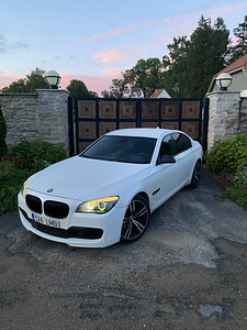 BMW F01 3.0d 225kw xDrive M-Pakett 2012 (3 foto / 14)