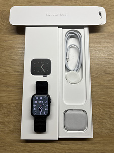 Apple Watch Series 6 44mm LTE (1 foto / 4)