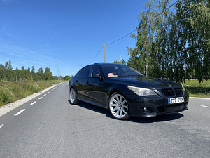 БМВ 530XD (2 фото из 14)