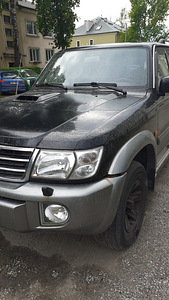 NISSAN PATROL GR (1 foto / 4)