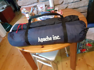 APACHE INC (1 foto / 2)