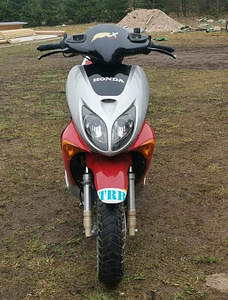 1999 Honda X8R-X (2 foto / 3)