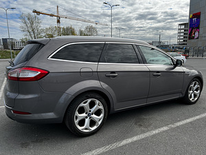 Ford Mondeo (5 фото из 12)