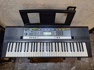 Синтезатор Yamaha PSR-E243 (2 фото из 2)
