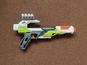 NERF komplekt (relvad + varustus) (9 foto / 10)