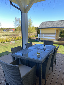 Aiamööbli komplekt: söögilaud ja 4 tooli (2 foto / 2)