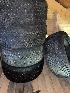 Müüa 245/45 R18 Nokian Hakkapellita 8 naelrehvid