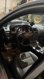Mercedes c320 (4 foto / 12)
