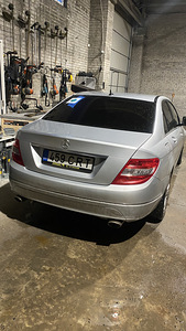 Mercedes c320 (7 foto / 8)