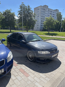 Opel Vectra B (2 foto / 6)
