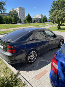 Opel Vectra B (4 foto / 6)