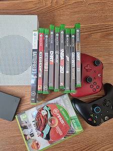 Xbox One S komplekt (2 foto / 2)