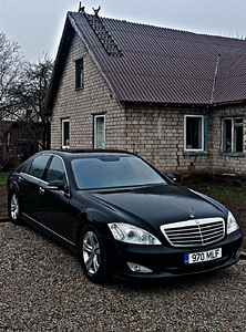 MERCEDES-BENZ S 500 4MATIC (2 foto / 8)
